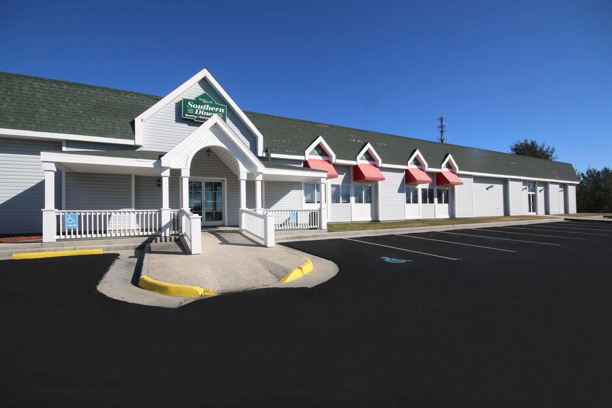 Ramada By Wyndham Wytheville Bagian luar foto